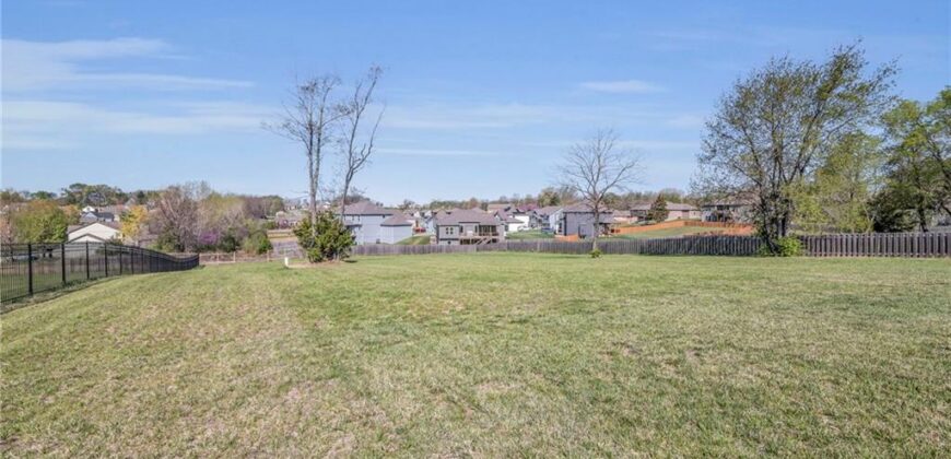 7904 N Spruce Avenue, Kansas City, MO 64119