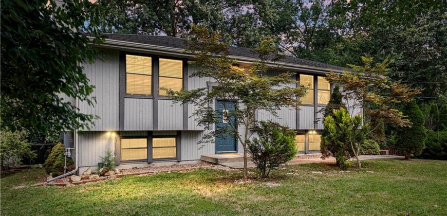 4916 NE Davidson Road, Kansas City, MO 64118
