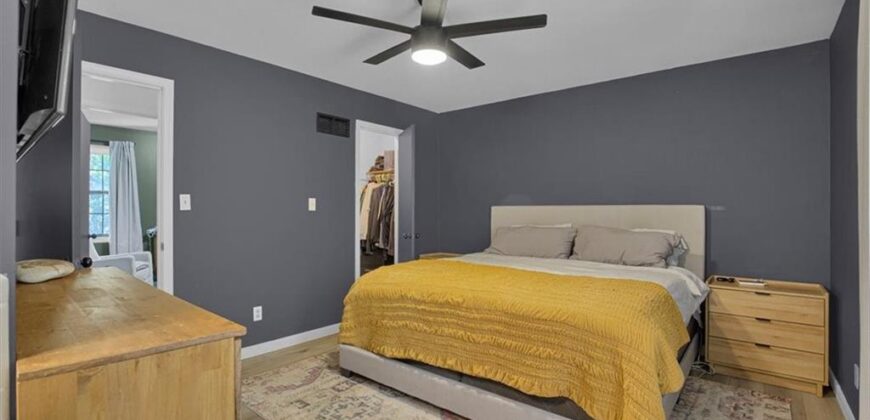 4916 NE Davidson Road, Kansas City, MO 64118