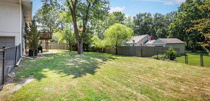 4916 NE Davidson Road, Kansas City, MO 64118