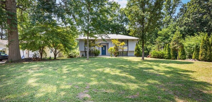 4916 NE Davidson Road, Kansas City, MO 64118