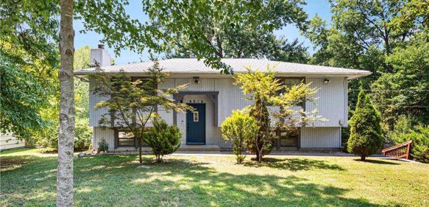 4916 NE Davidson Road, Kansas City, MO 64118