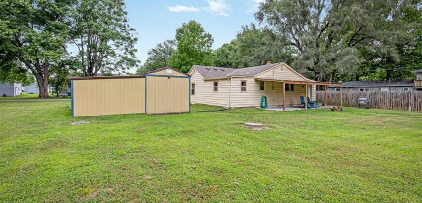 405 Hardwicke Avenue, Birmingham, MO 64161