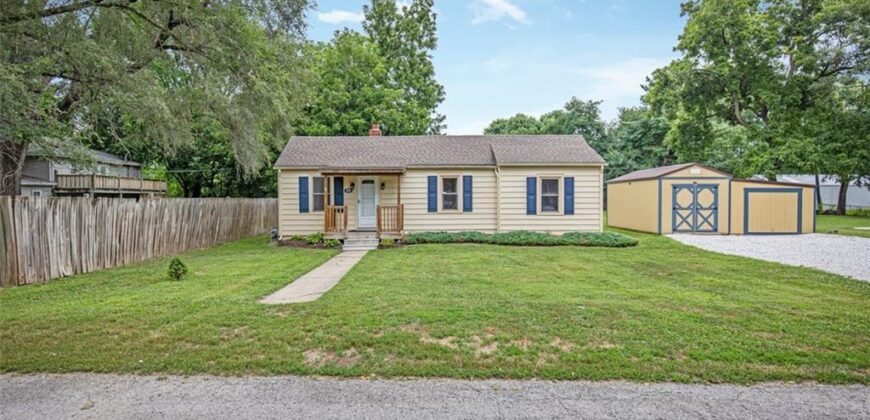 405 Hardwicke Avenue, Birmingham, MO 64161