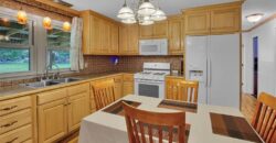 405 Hardwicke Avenue, Birmingham, MO 64161