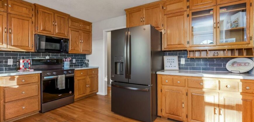 17504 State Route 33 Highway, Holt, MO 64048