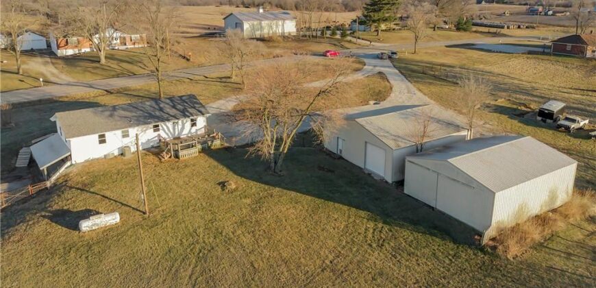 17504 State Route 33 Highway, Holt, MO 64048