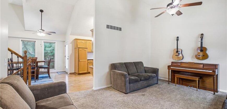 8707 N Mcdonald Avenue, Kansas City, MO 64153