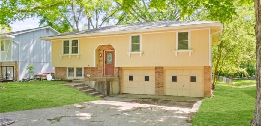 6493 Delta Avenue, Kansas City, MO 64151