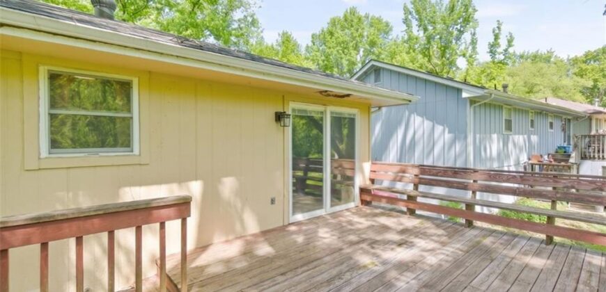 6493 Delta Avenue, Kansas City, MO 64151