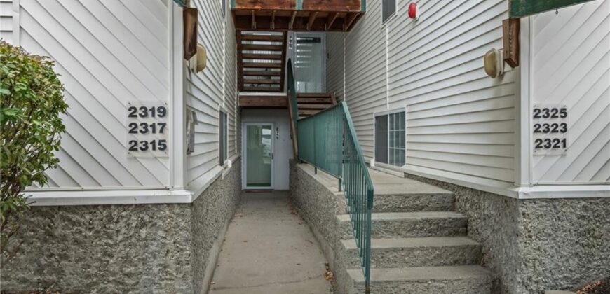 2317 NE 68th Street, Gladstone, MO 64118