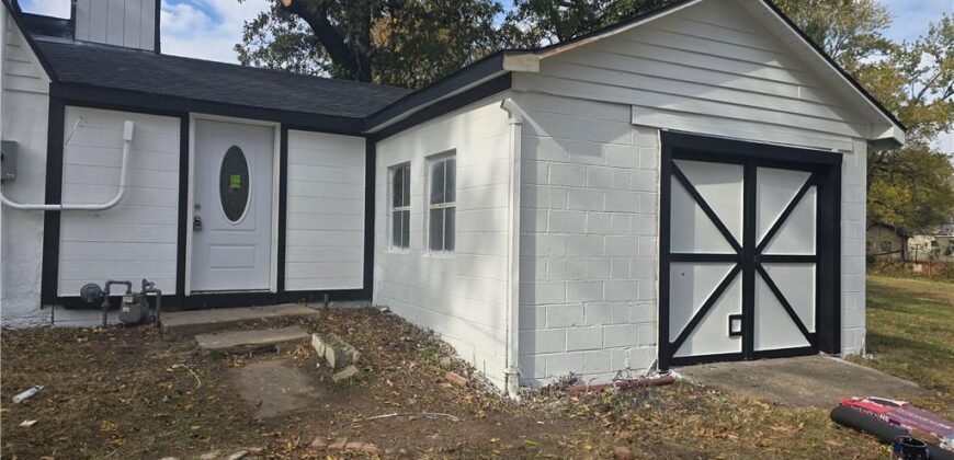 8708 N grand Avenue, Kansas City, MO 64155