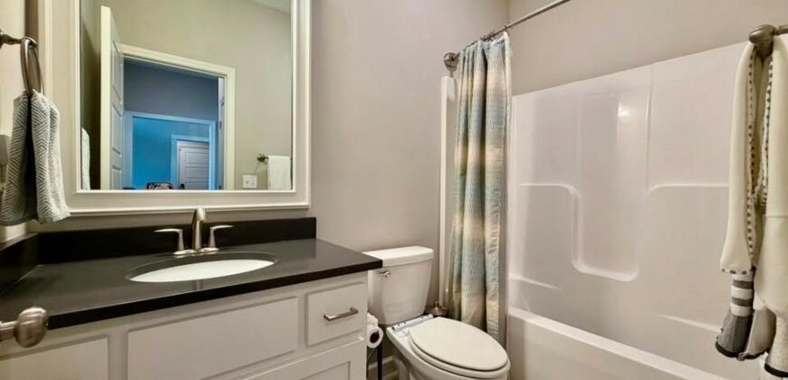 6708 NW 105th Street, Kansas City, MO 64154
