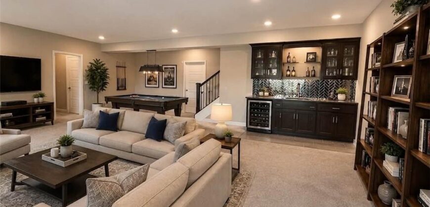6708 NW 105th Street, Kansas City, MO 64154