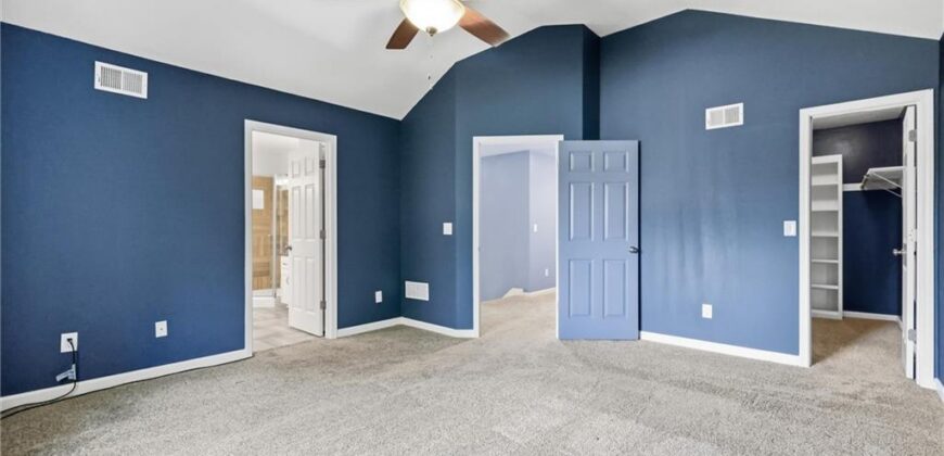 10304 NW 85th Court, Kansas City, MO 64153