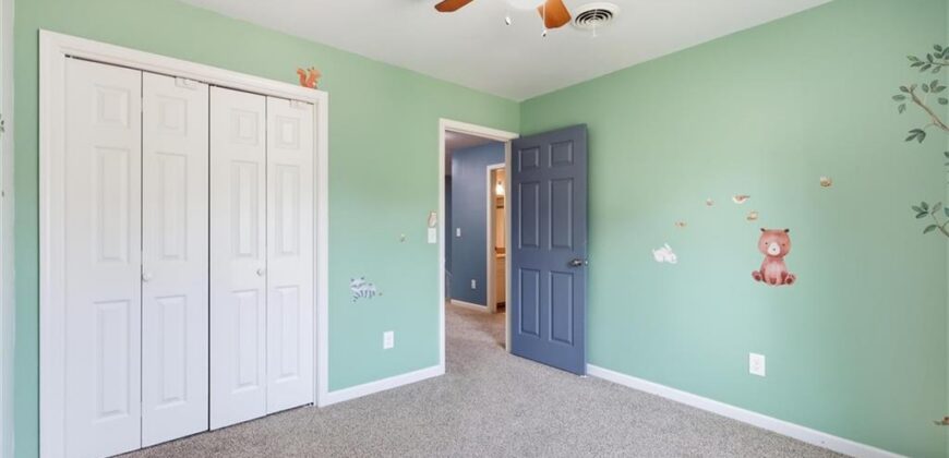 10304 NW 85th Court, Kansas City, MO 64153