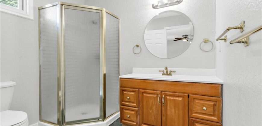 8205 Rose Street, Pleasant Valley, MO 64068