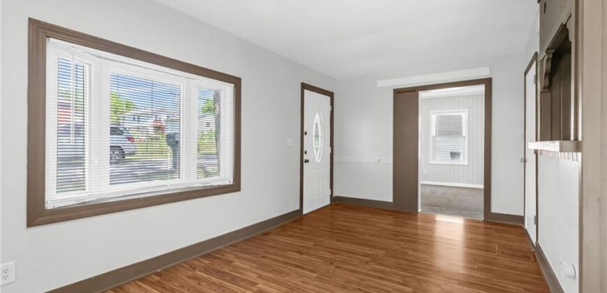 8205 Rose Street, Pleasant Valley, MO 64068