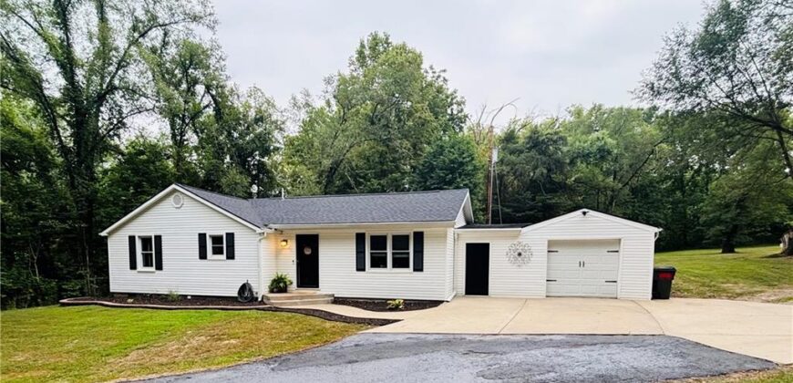 14017 Henson Road, Holt, MO 64048