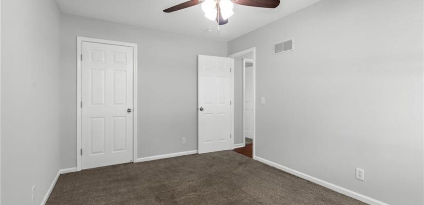 5702 N Highland Avenue, Kansas City, MO 64118