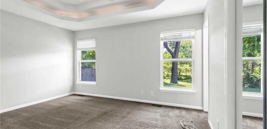 5702 N Highland Avenue, Kansas City, MO 64118
