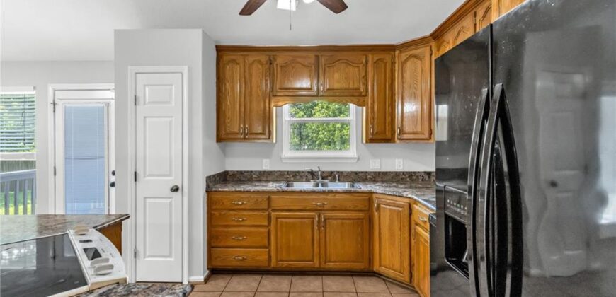 5702 N Highland Avenue, Kansas City, MO 64118