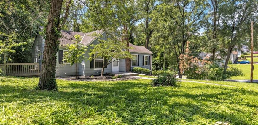 3701 NE 34 Terrace, Kansas City, MO 64117