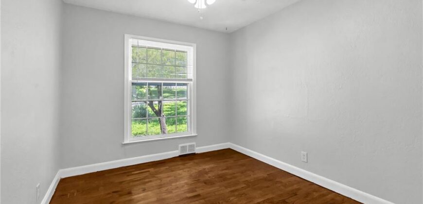 3701 NE 34 Terrace, Kansas City, MO 64117