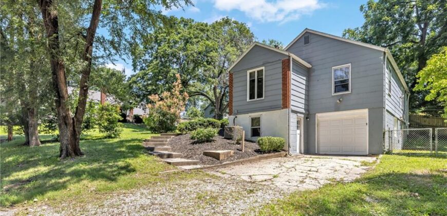 3701 NE 34 Terrace, Kansas City, MO 64117