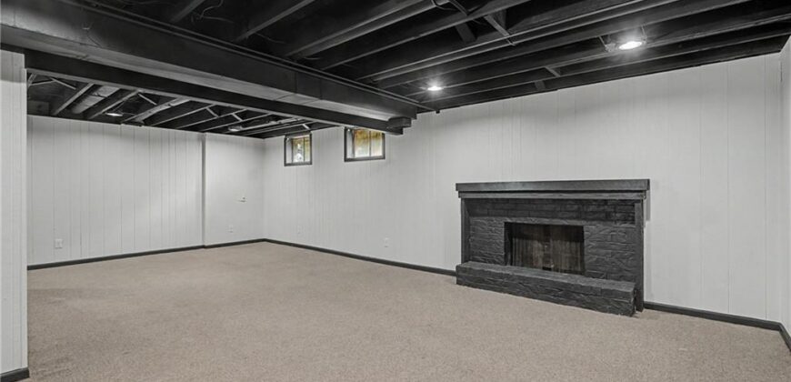 7232 N Askew Avenue, Kansas City, MO 64119