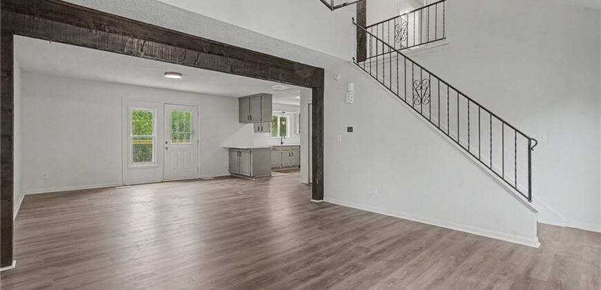 7232 N Askew Avenue, Kansas City, MO 64119