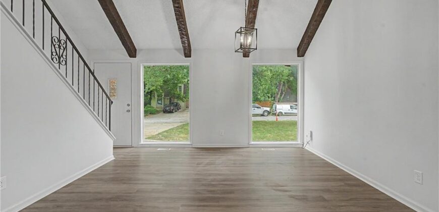 7232 N Askew Avenue, Kansas City, MO 64119