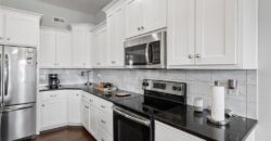 10533 N Randolph Avenue, Kansas City, MO 64157