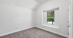10533 N Randolph Avenue, Kansas City, MO 64157