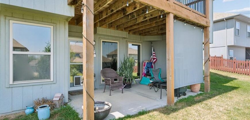 10533 N Randolph Avenue, Kansas City, MO 64157