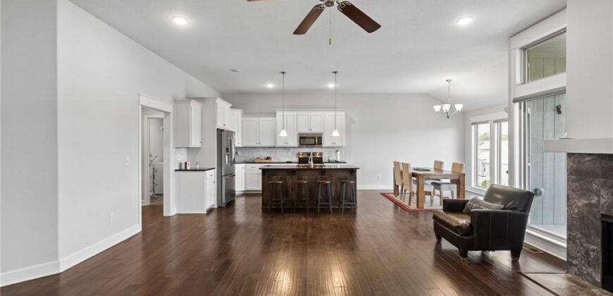 10533 N Randolph Avenue, Kansas City, MO 64157