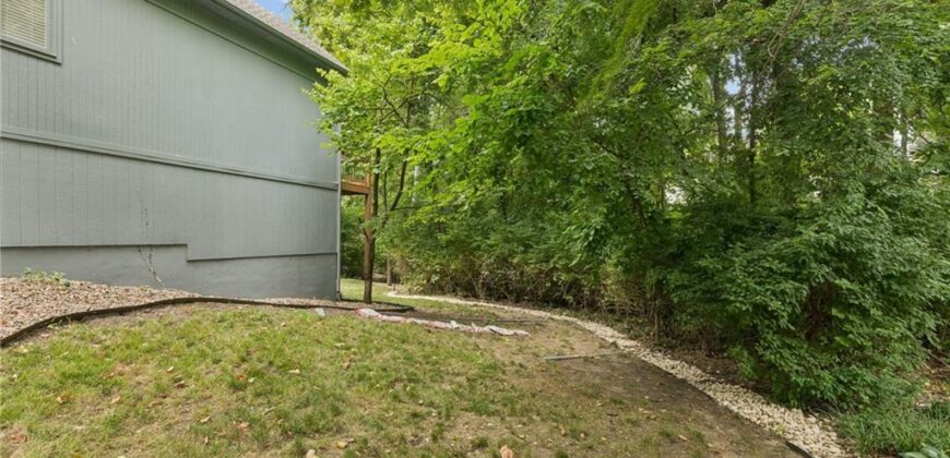 5224 N Main Street, Kansas City, MO 64118