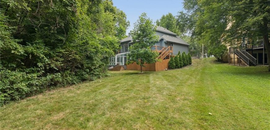 5224 N Main Street, Kansas City, MO 64118