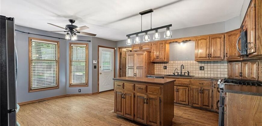 1426 NE 83rd Street, Kansas City, MO 64118