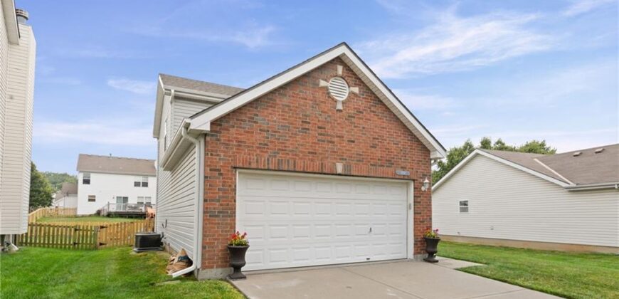 9824 N Overton Street, Kansas City, MO 64157