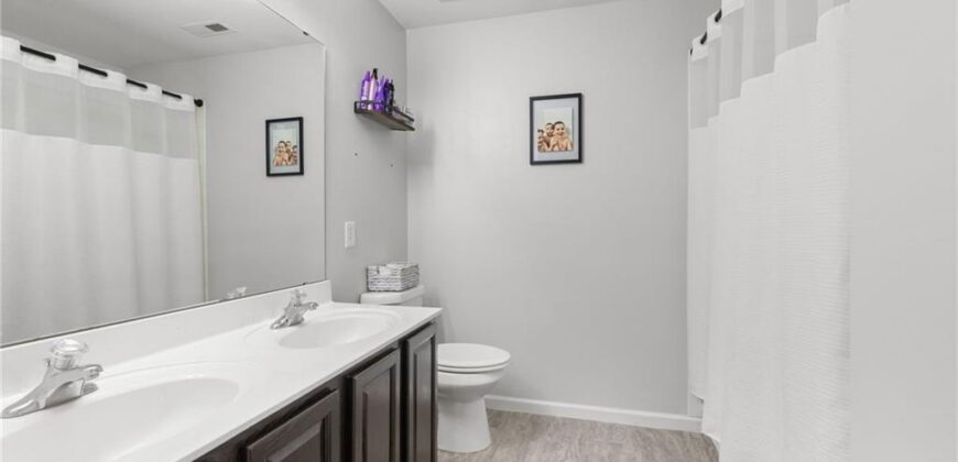 9824 N Overton Street, Kansas City, MO 64157