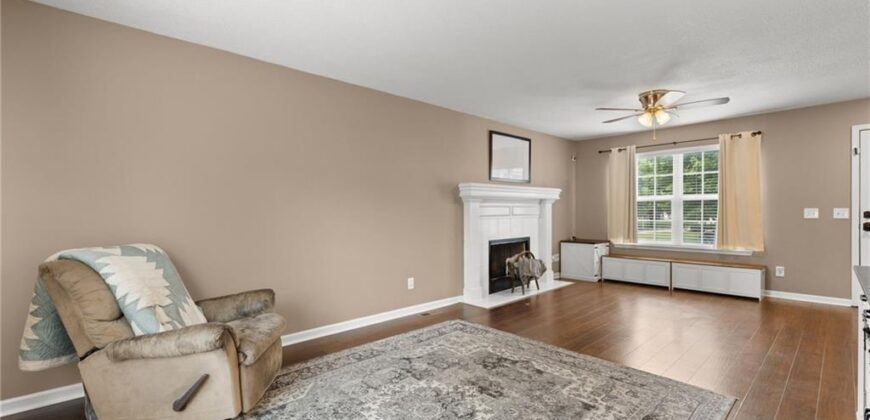 9824 N Overton Street, Kansas City, MO 64157