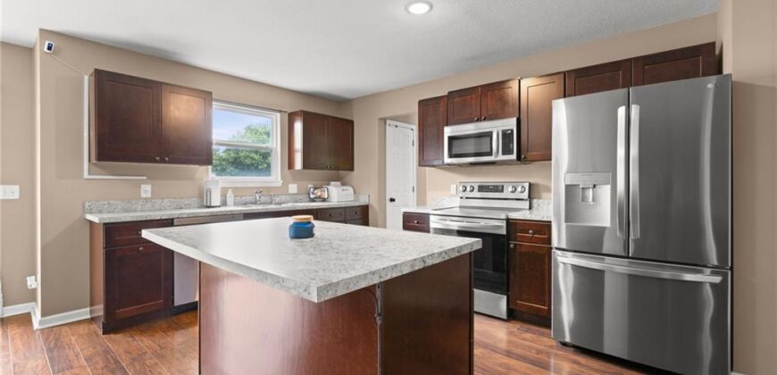 9824 N Overton Street, Kansas City, MO 64157