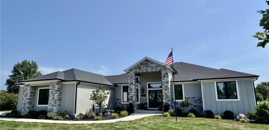 7555 NW Fawn Circle, Parkville, MO 64152