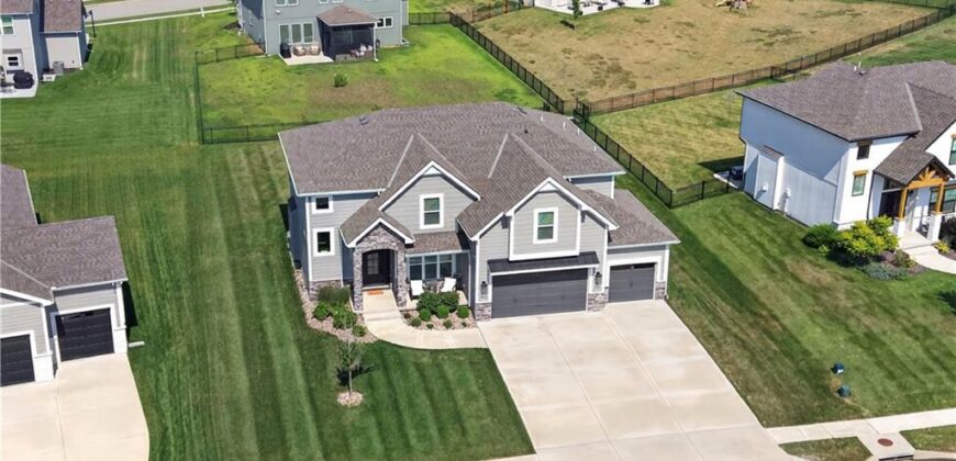 11414 Bluestem Drive, Kearney, MO 64060