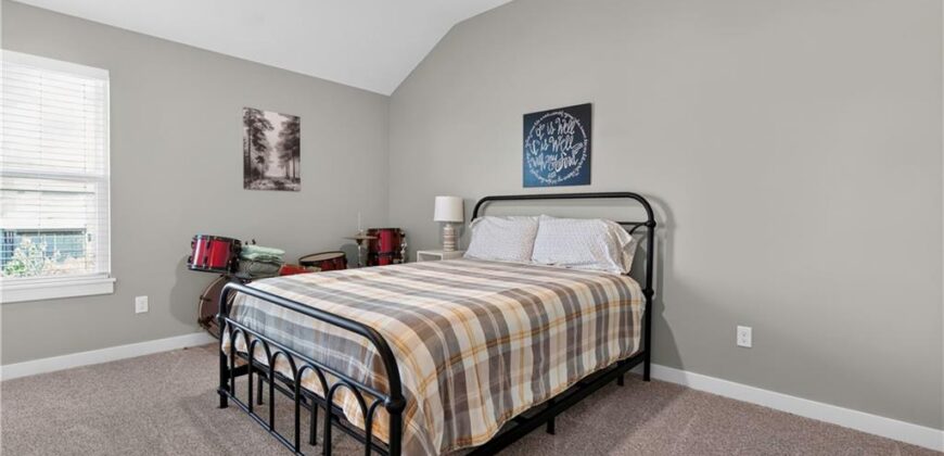 11414 Bluestem Drive, Kearney, MO 64060