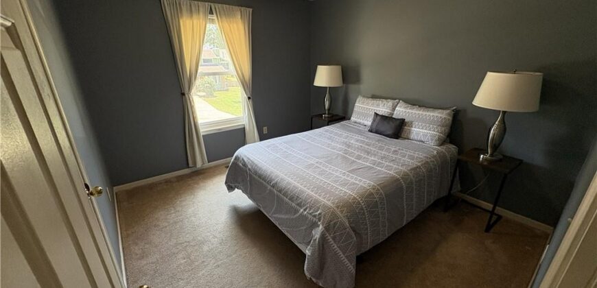 10240 NW 57th Terrace, Parkville, MO 64152