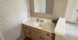 10240 NW 57th Terrace, Parkville, MO 64152