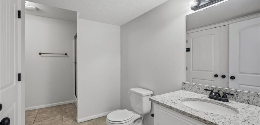 301 NE 192nd Terrace, Smithville, MO 64089