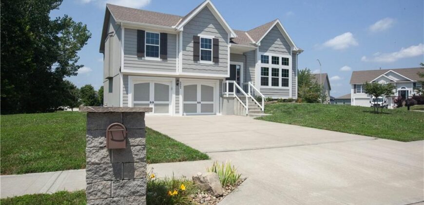 8908 NE 117th Terrace, Kansas City, MO 64157
